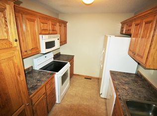 521 Andypaul Ct, Raymore, MO 64083