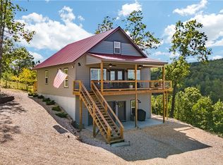 332 Timber Ridge Rd, Eureka Springs, AR 72632