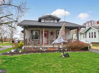 27 Arneys Mount Rd, Pemberton, NJ 08068