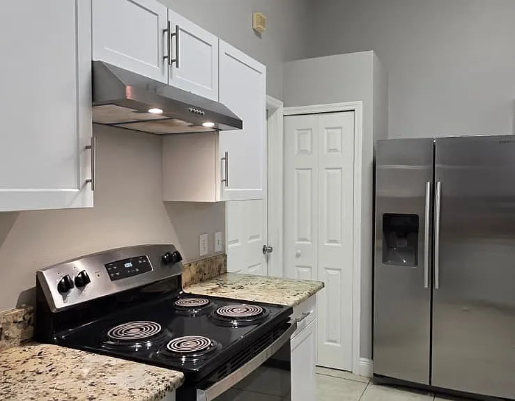 2809 Berkshire Cir — Photo 17