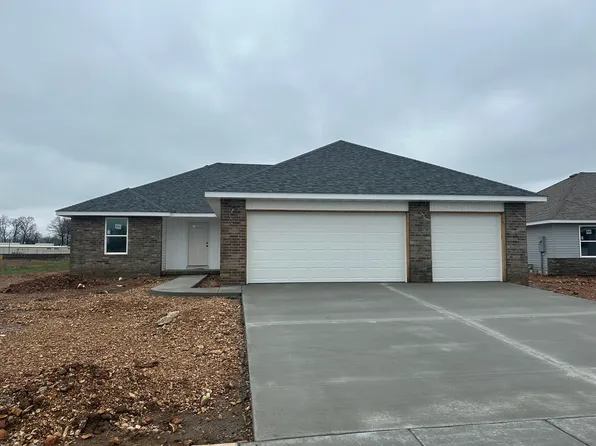 1236 N Maxine Avenue, Nixa, MO 65714