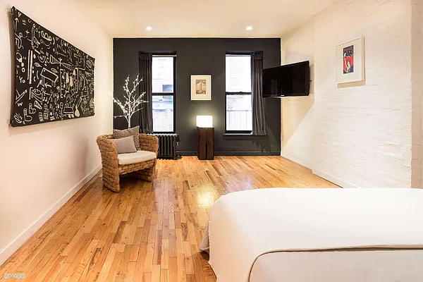 Sold by Citi Habitats | media 2