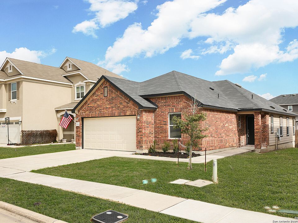 1st image of 3971 Gentle Meadows