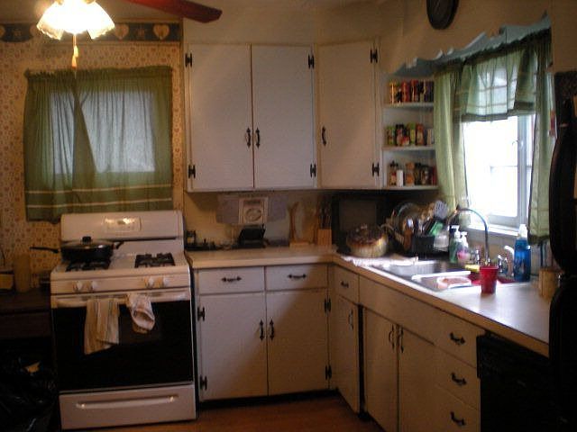 2nd image of 666 Walnut St