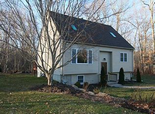 303 John Franklin Rd, Coventry, RI 02816