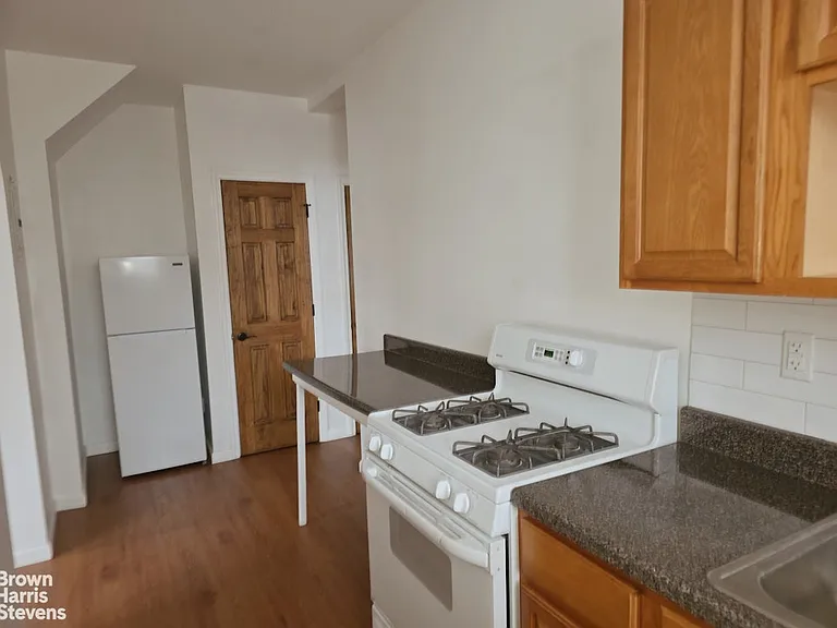 53-68 Metropolitan Ave #1F — Photo 4