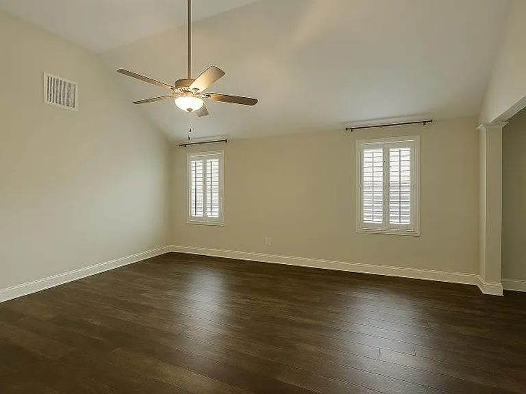 1233 Black Oak Cir — Photo 19