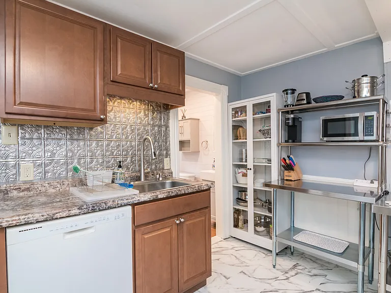 5 Greenwood Ct — Photo 12