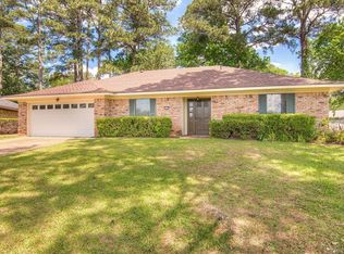 2406 Windbrooke Ct, Shreveport, LA 71118