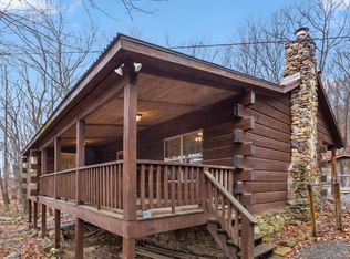 380 Fox Run Ln, Winchester, VA 22602