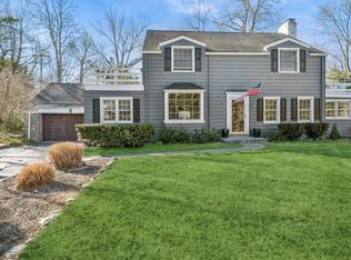 1 Topland Rd, Hartsdale, NY 10530