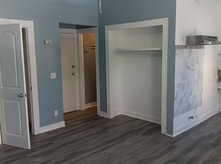 800 S Burlington Ave #203, Los Angeles, CA 90057
