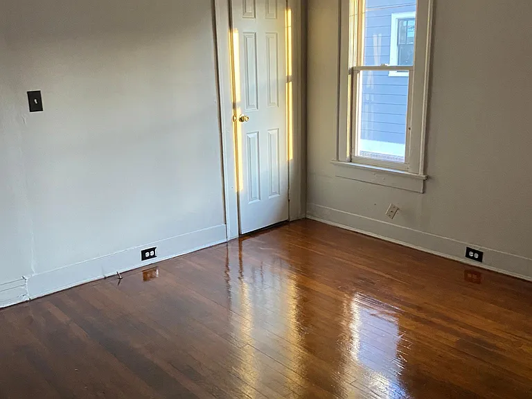 383 Hopkins St SW — Photo 12
