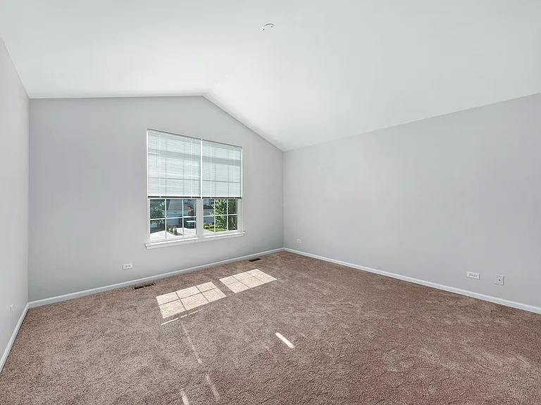 23844 McMullin Cir — Photo 10