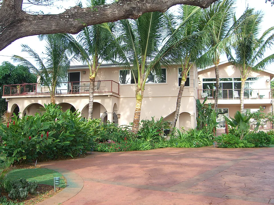 Lower Honoapiilani Rd