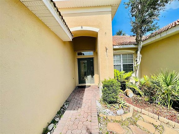 3rd image of 3411 Great Pond Dr