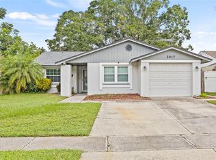 2917 Burr Oak Dr, Tampa, FL 33618