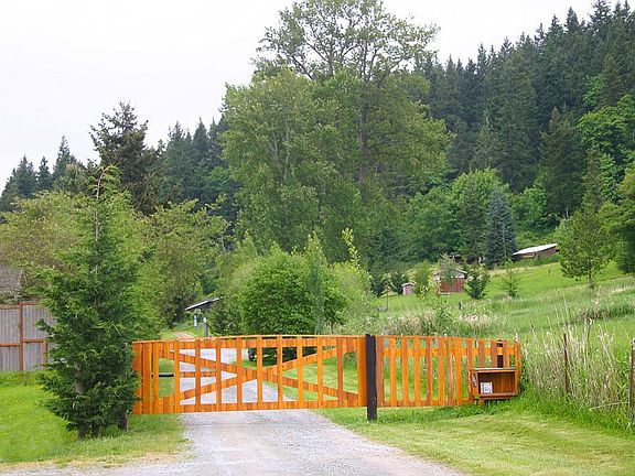 3rd image of 20306 Hill Creek Ln