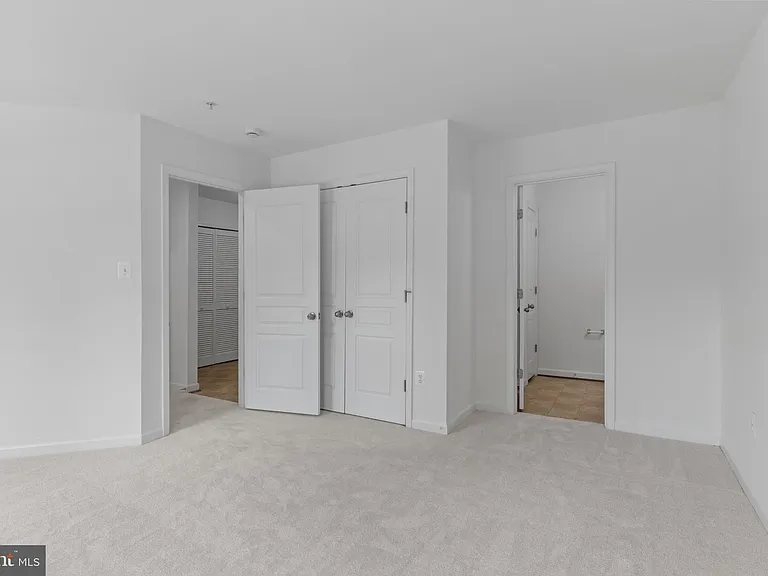 8852 Purple Iris Ln #16 — Photo 6