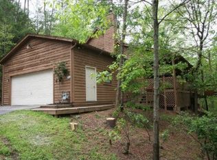619 Iron Circle Dr, Pigeon Forge, TN 37863