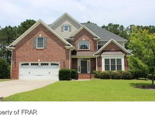 241 Rolling Pines Dr, Spring Lake, NC 28390