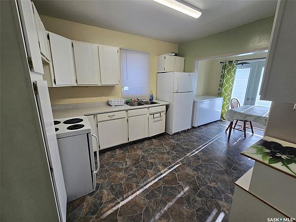 5th image of 603 3rd STREET