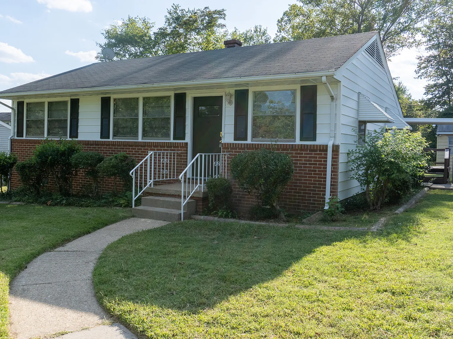 510 North Foxhill Road - 1 — Photo 2