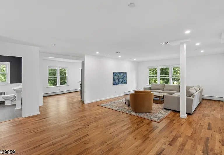 12 Forest Ave — Photo 17