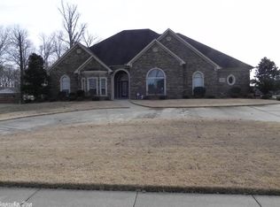 1615 Foxwood Dr, Jacksonville, AR 72076