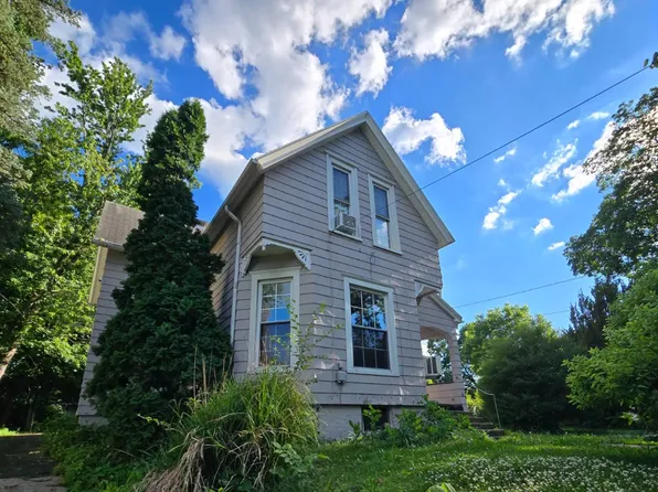 505 E Boston Ave, Monmouth, IL 61462