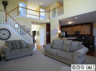 1173 Stonedown Ln, Matthews, NC 28104