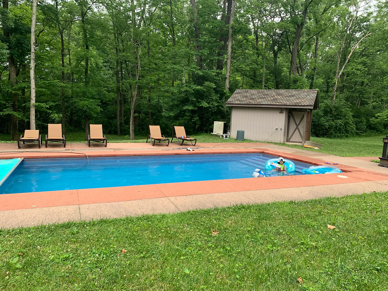 7 bed, 5928 sqft, $8,000 — Photo 3