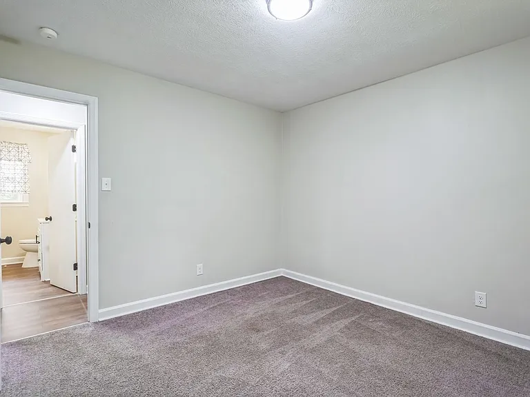 628 McLamb Dr — Photo 10