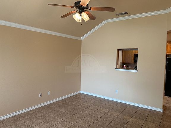 3rd image of 4907 Autumn Valley Dr #A