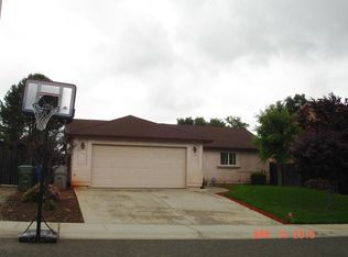 1051 Monterra Ln, Redding, CA 96002
