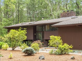 51 Pilgrim Path, Carlisle, MA 01741