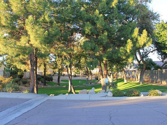 3rd image of 2039 E Helena Dr