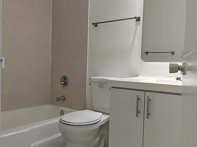 905 Brickell Bay Dr #1629 — Photo 15