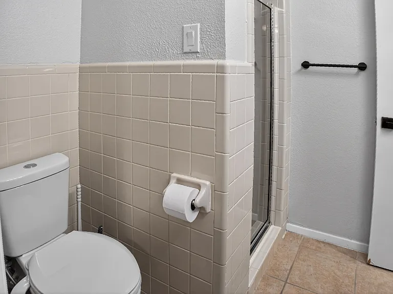 6425 Heidelburg Ct — Photo 19
