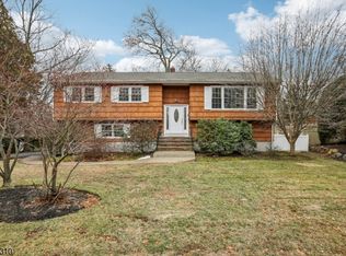 254 Darlington Ave, Ramsey, NJ 07446
