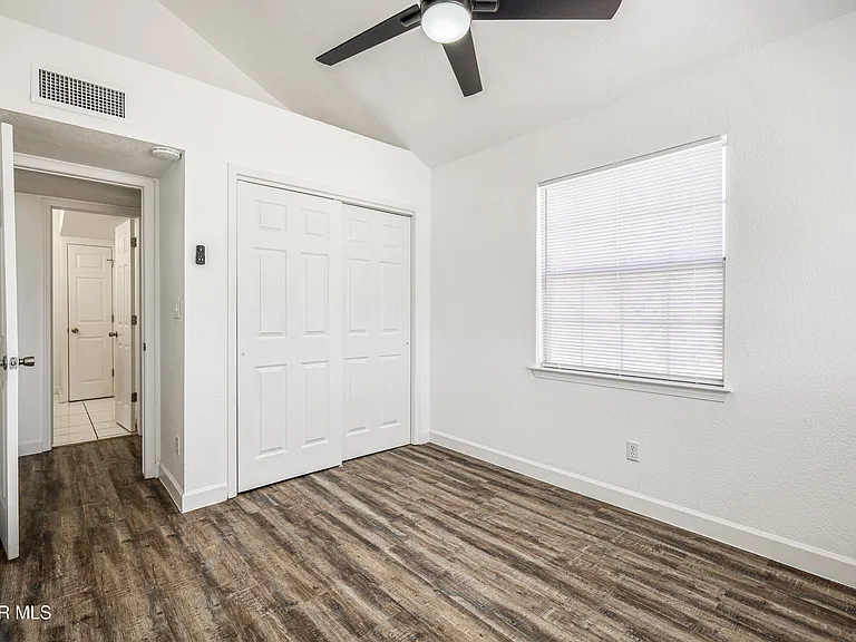 1229 Diamond Cove Pl — Photo 39