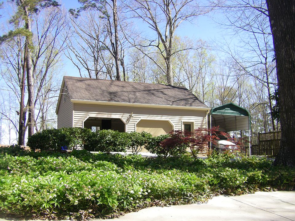 Additional Two Car Garage