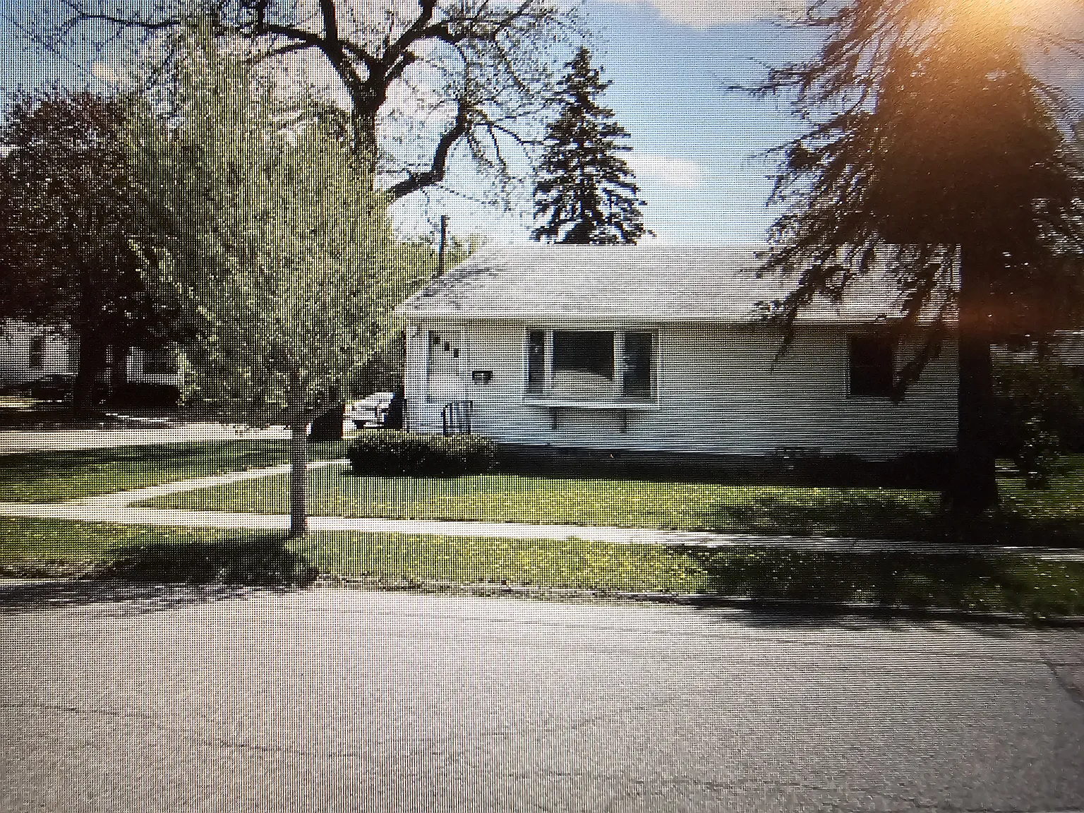 4 bed, 2200 sqft, $3,100 — Photo 1