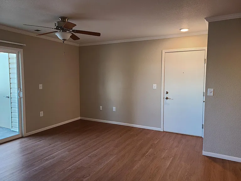 Grandview Meadows — Photo 7