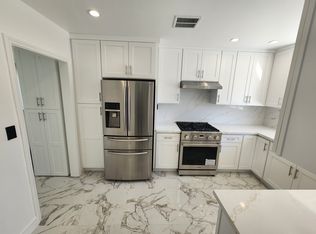 9559 Geyser Ave, Northridge, CA 91324