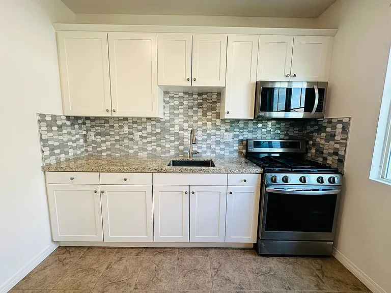26338 Valencia Way — Photo 4