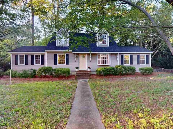 312 Kenwood Ave, Hartsville, SC 29550