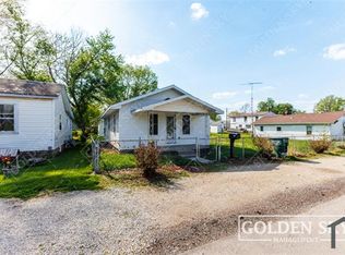 3013 S Pershing Dr, Muncie, IN 47302