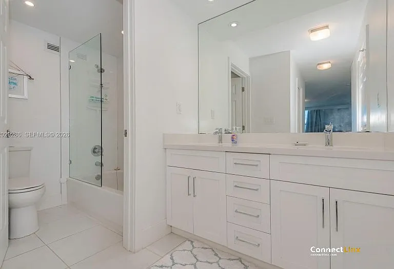 3800 S Ocean Dr — Photo 3