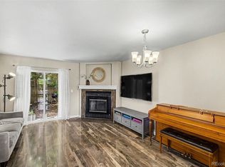 8198 S Columbine Ct, Centennial, CO 80122